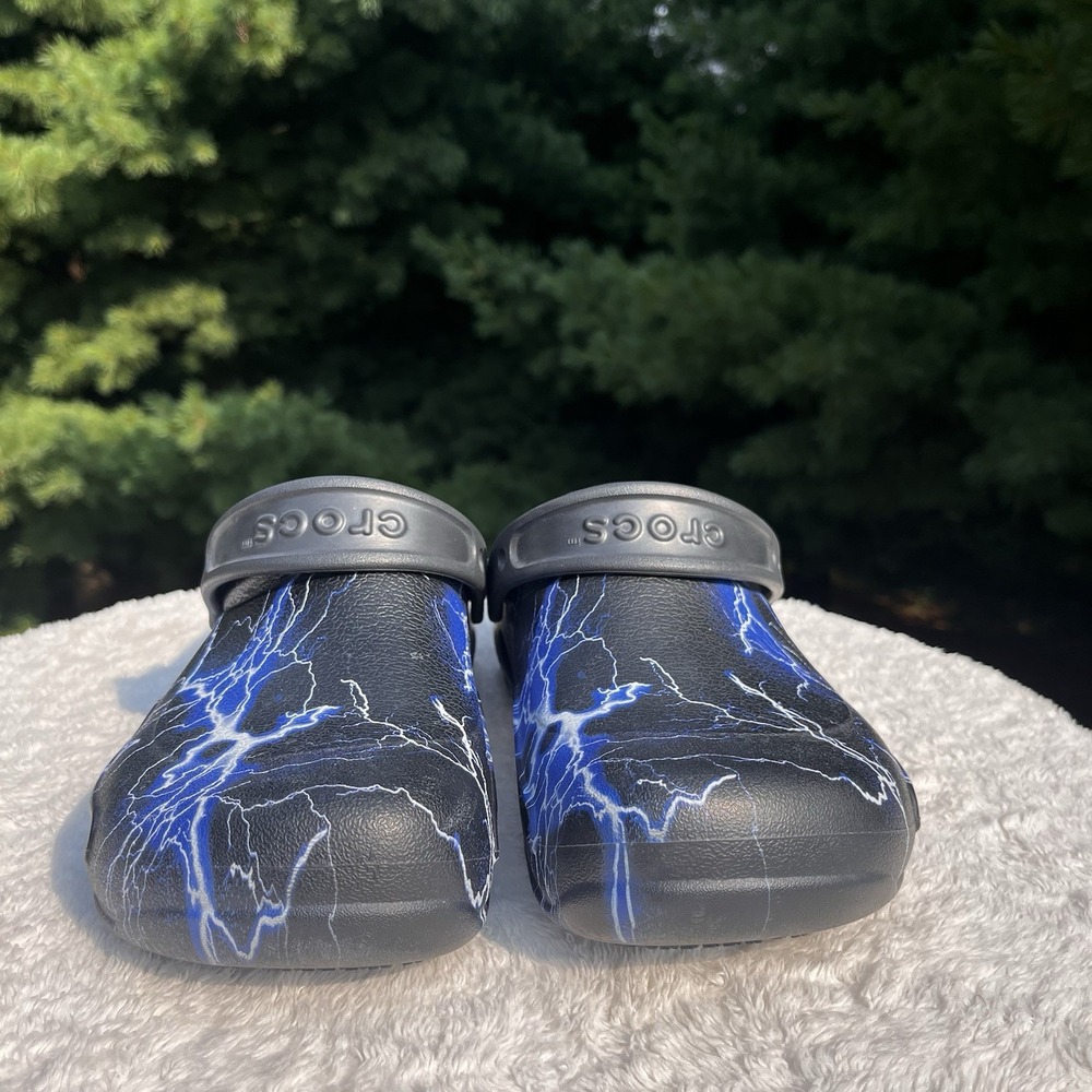Crocs Bistro Clogs Black Blue Lightning Bolt Men 9 Slip Resistant Work Shoes - Picture 2 of 9